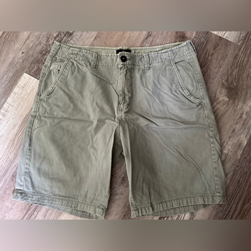 Men's Tan Shorts
